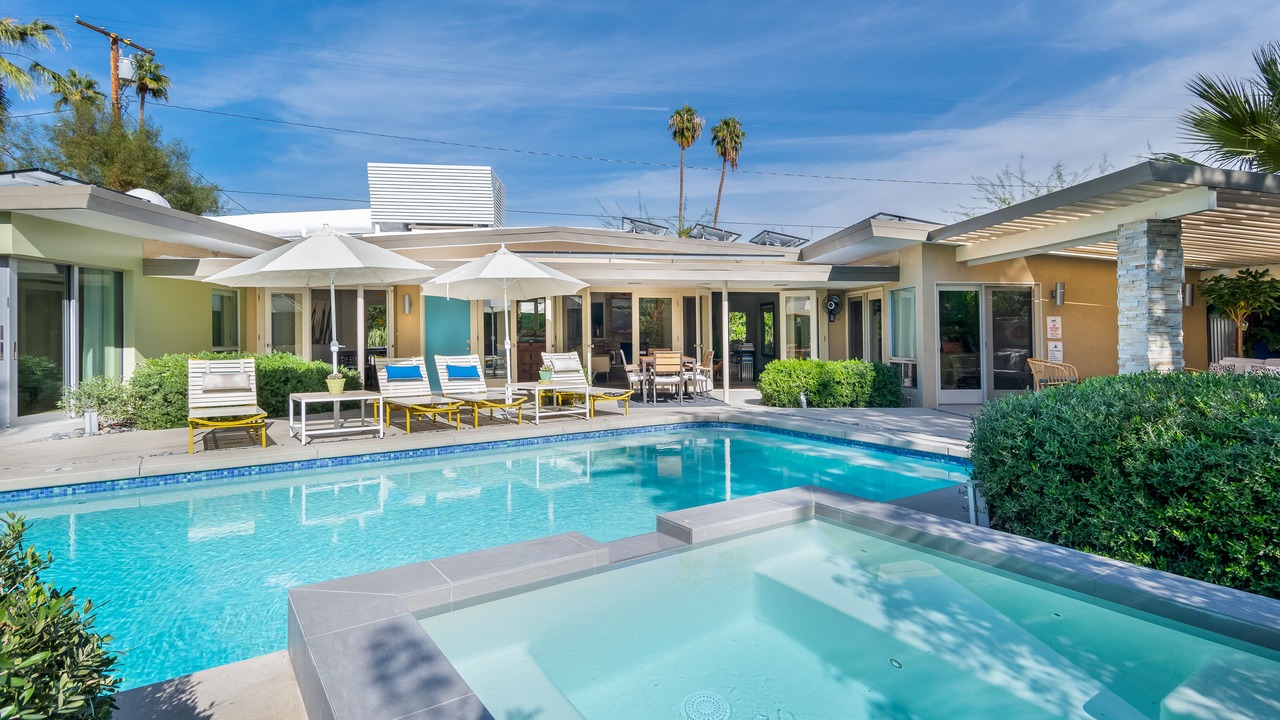 Photo of Outdoor in Tahquitz River Estates