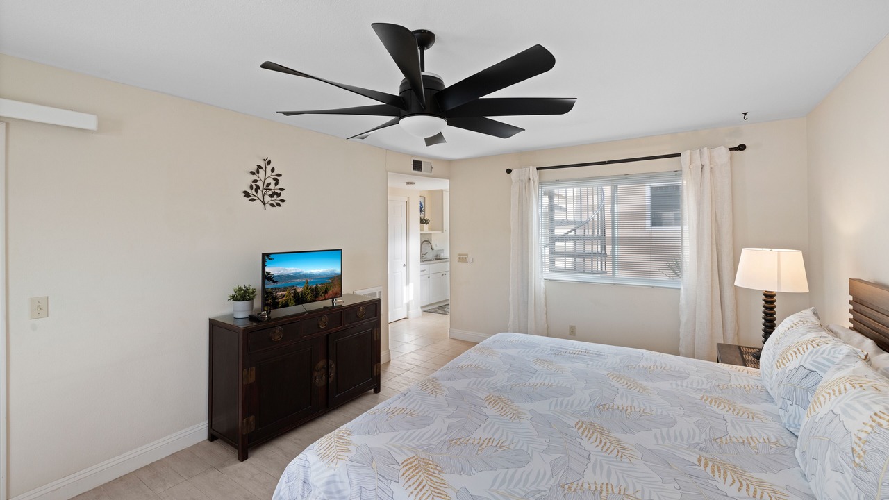 Photo of Bedroom in Huntington Beach