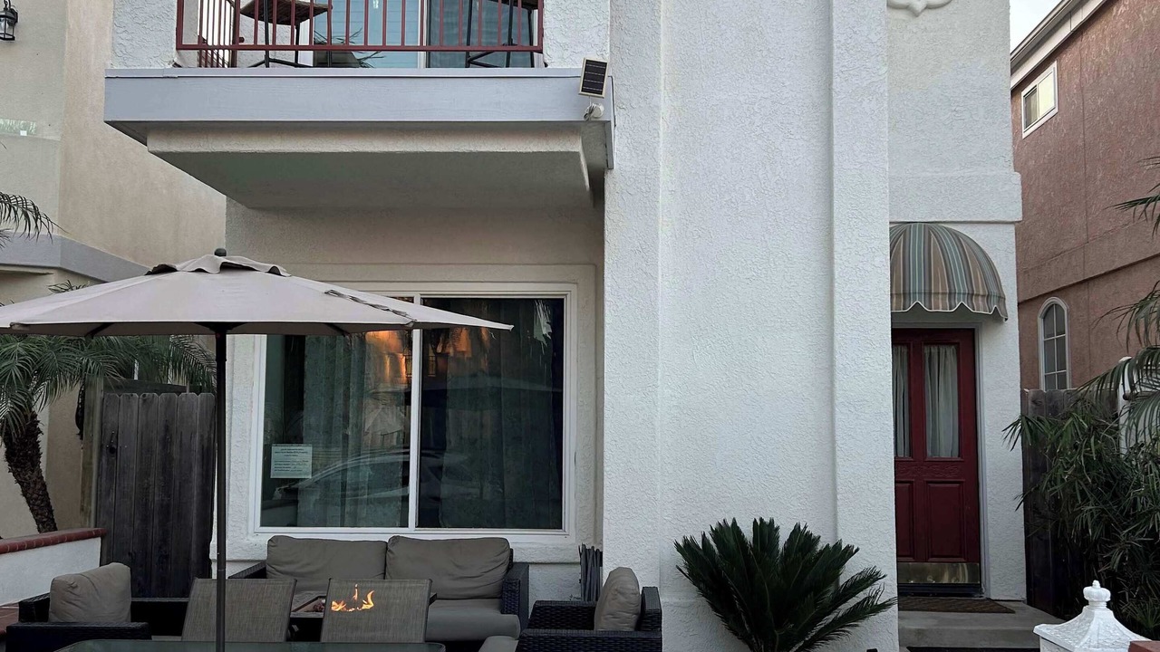 Photo of Patio Balcony in Huntington Beach