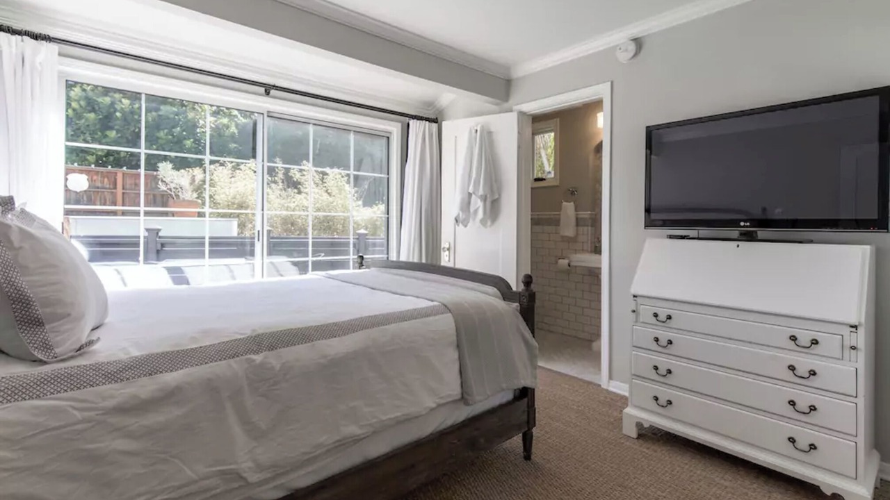 Photo of Bedroom in Hollywood Hills