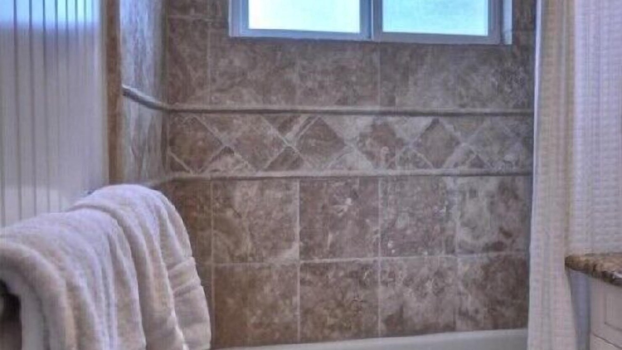 Photo of Bathroom in Corona del Mar