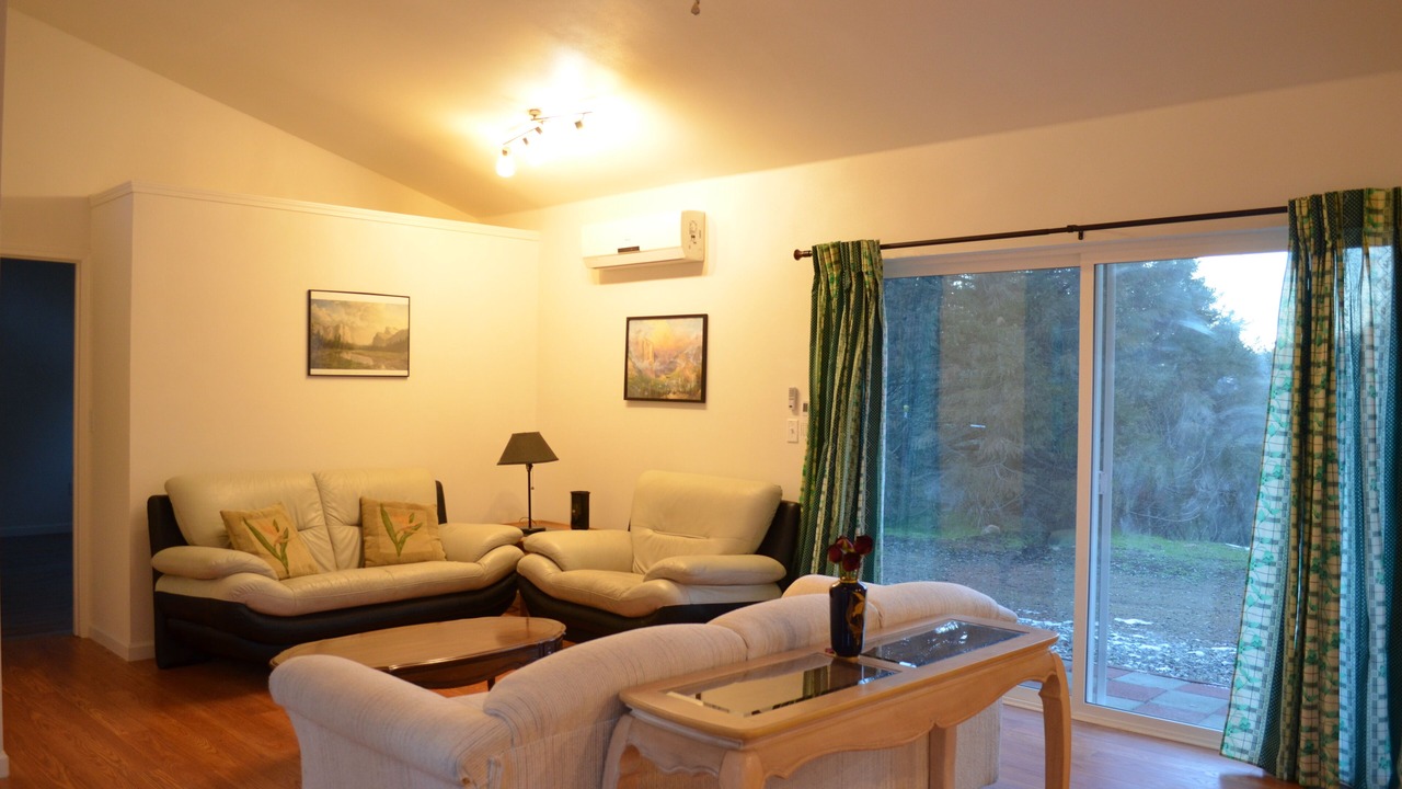 Photo of Livingroom in Midpines