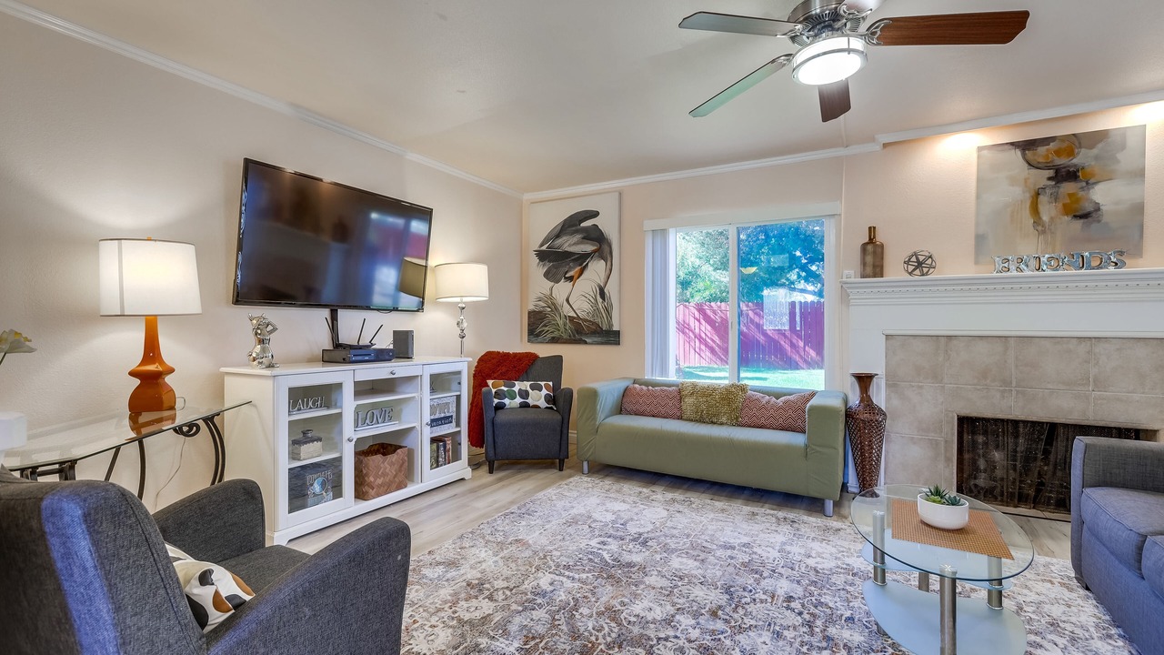 Photo of Bedroom in Orange