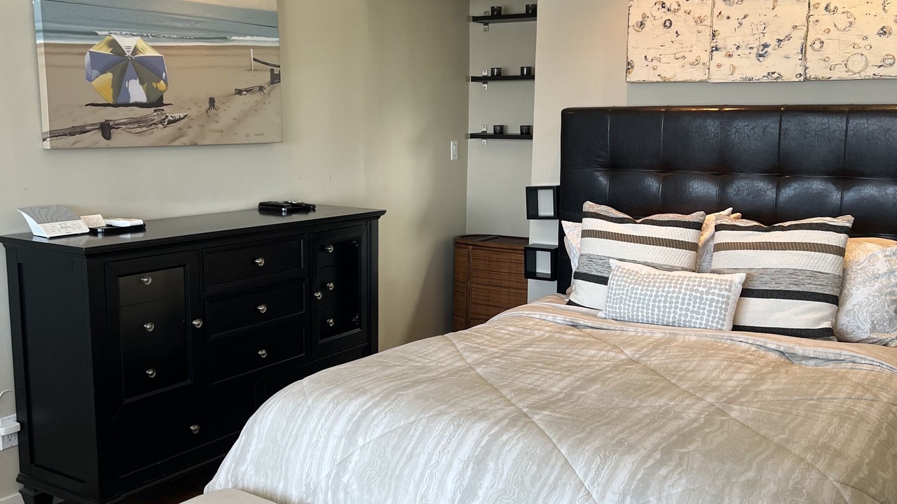 Photo of Bedroom in South Laguna