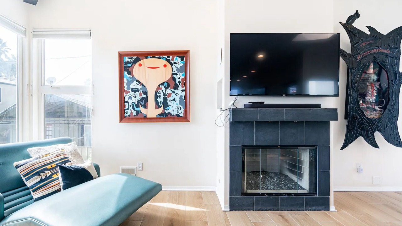Photo of Livingroom in Venice Canals