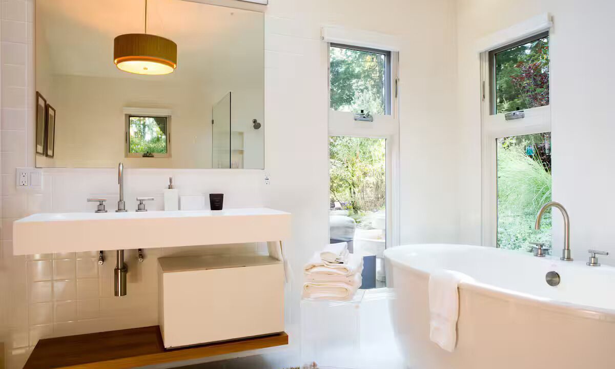 Photo of Bathroom in St. Helena