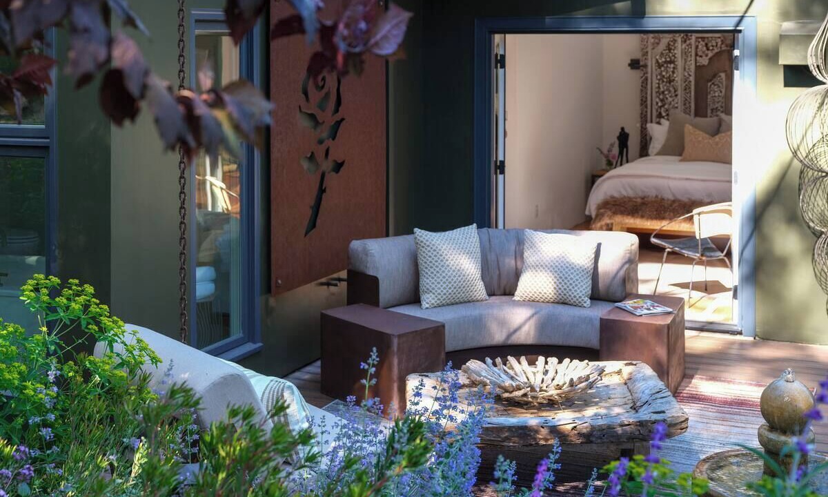 Photo of Patio Balcony in St. Helena