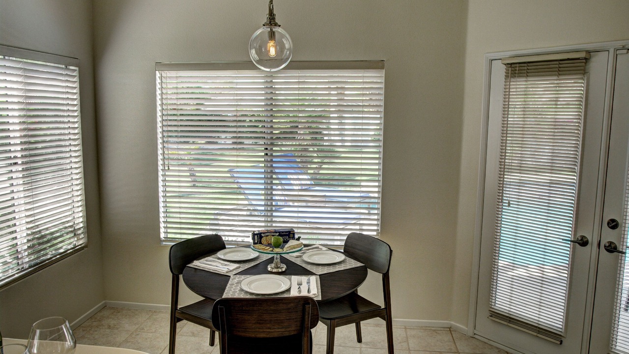 Photo of Outdoor in Topaz