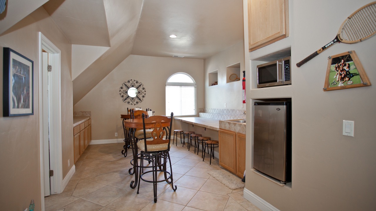 Photo of Kitchen in Lake Arrowhead