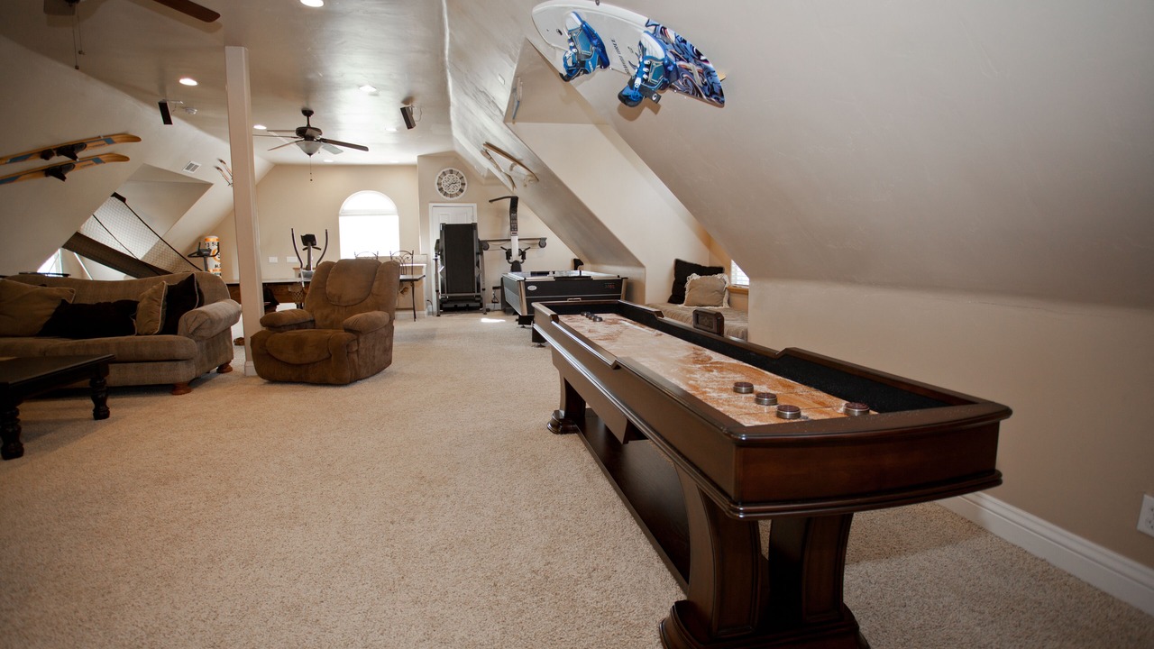 Photo of Bedroom in Lake Arrowhead