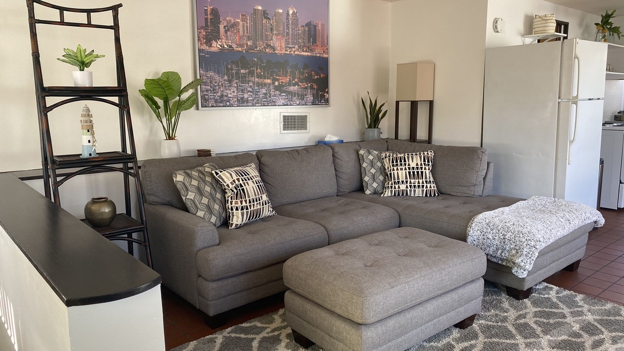 Photo of Livingroom in North Pacific Beach