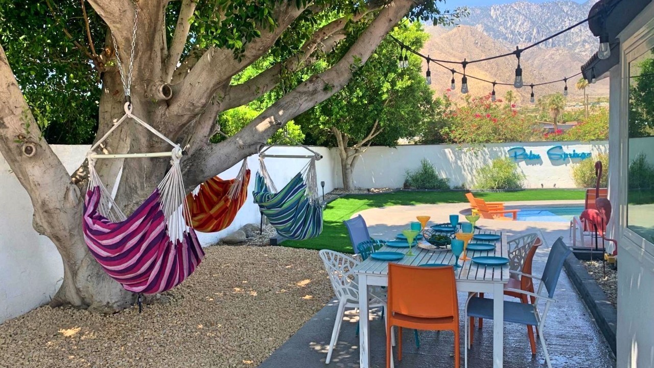 Photo of Outdoor in Racquet Club West