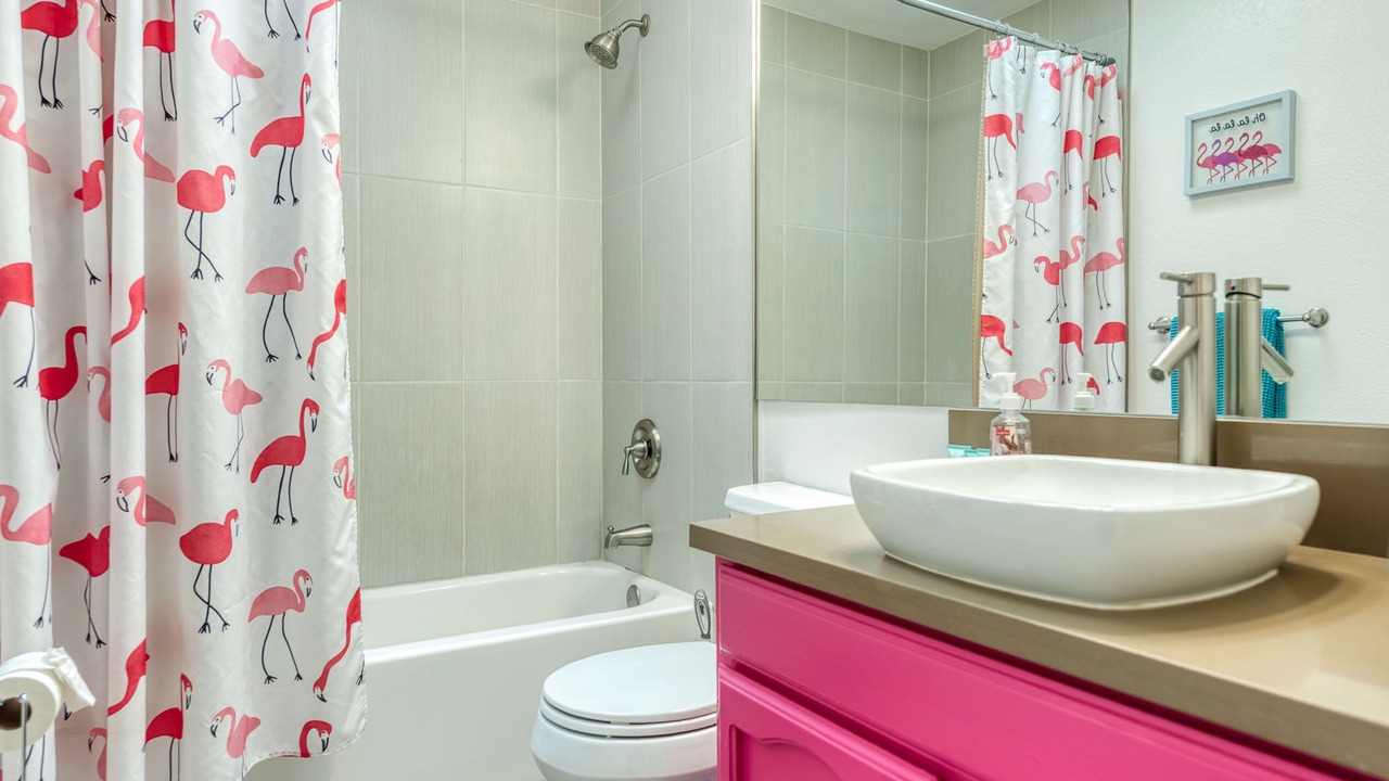 Photo of Bathroom in Racquet Club West