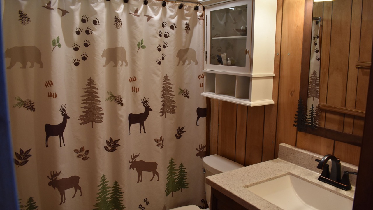 Photo of Bathroom in Groveland