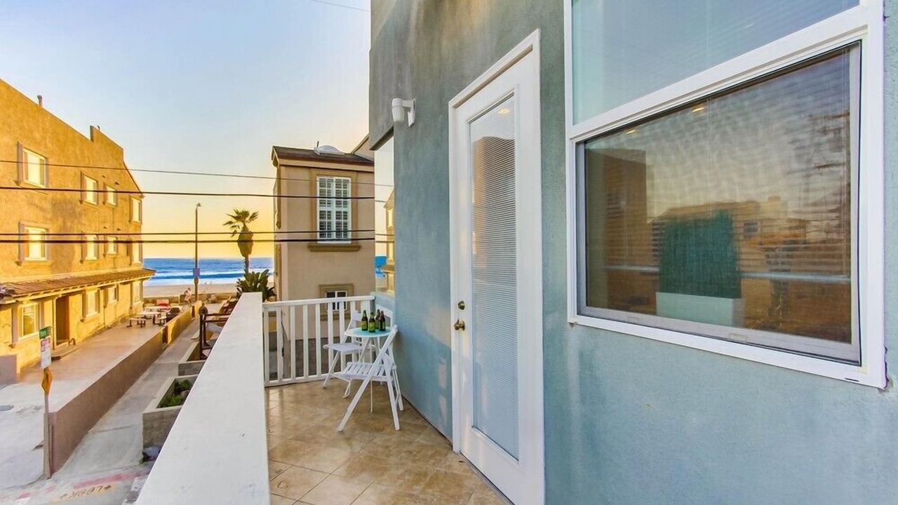 Photo of Patio Balcony in Mission Beach