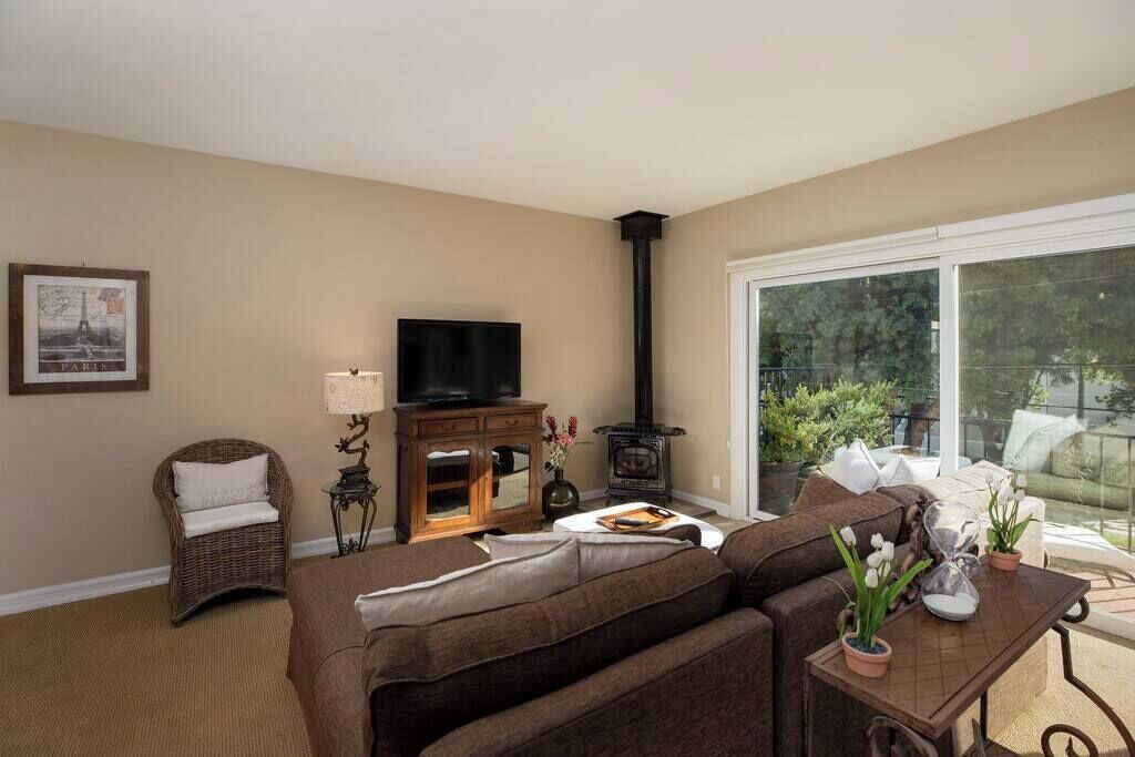 Photo of Livingroom in West Beach