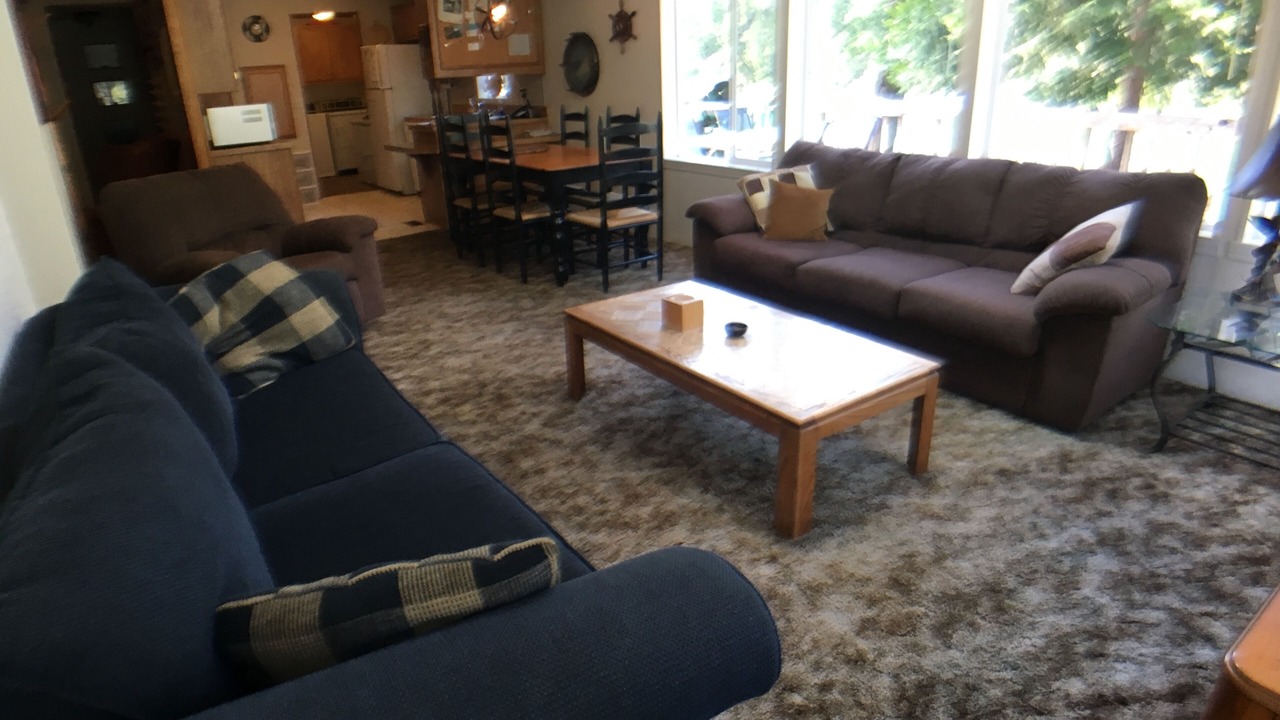 Photo of Livingroom in Gasquet
