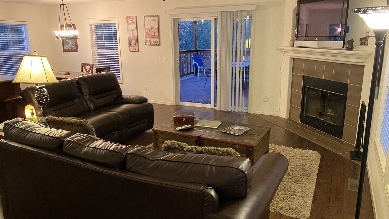 Photo of Livingroom in Groveland