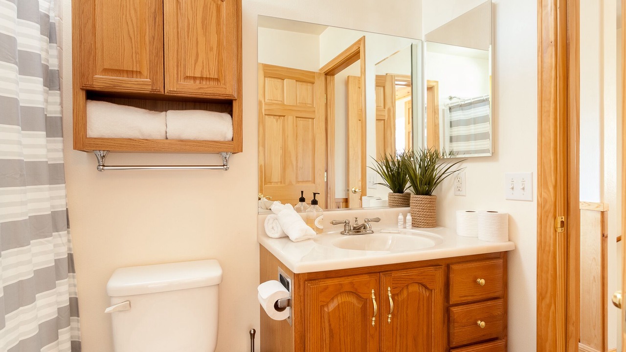 Photo of Bathroom in Big Bear Lake