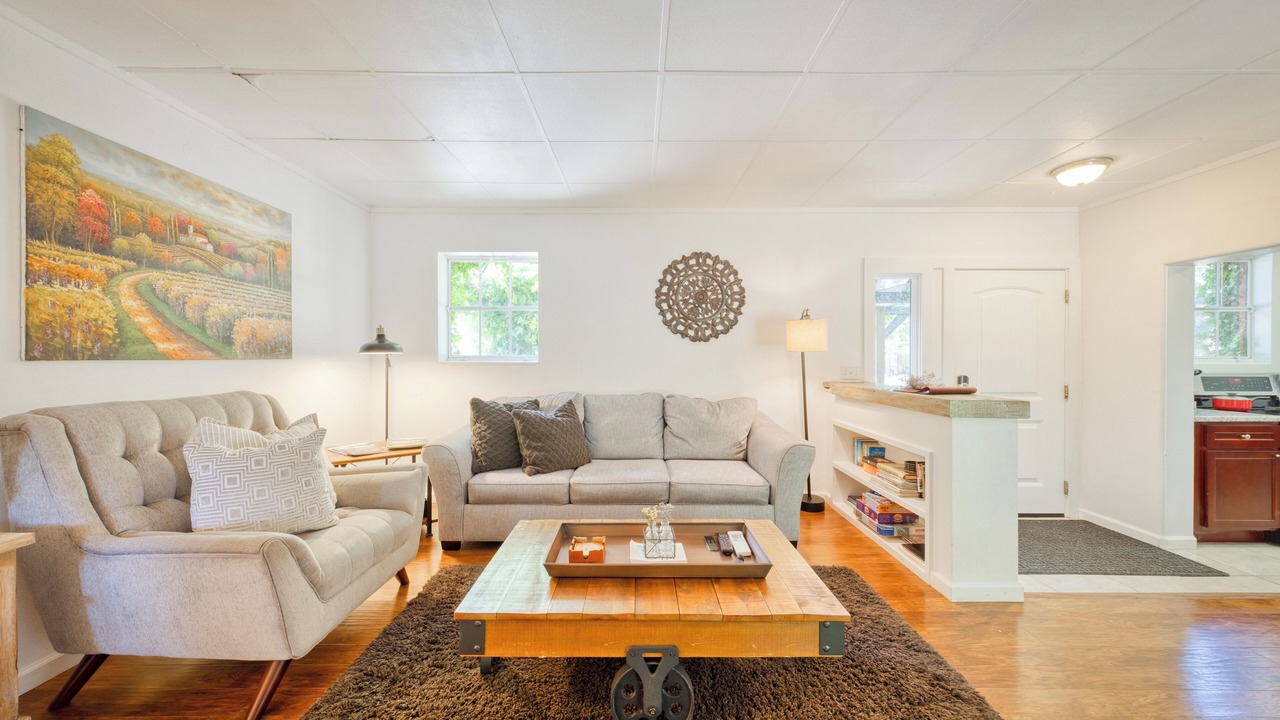 Photo of Livingroom in Healdsburg