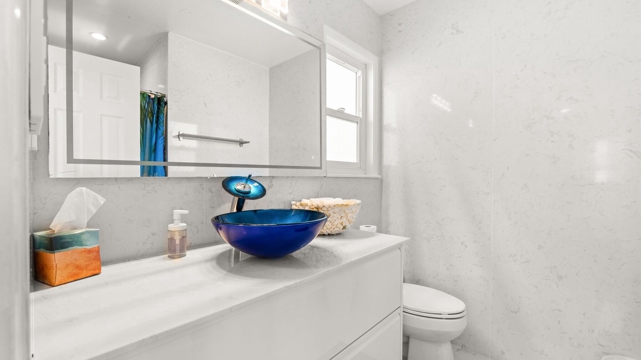 Photo of Bathroom in Mission Beach