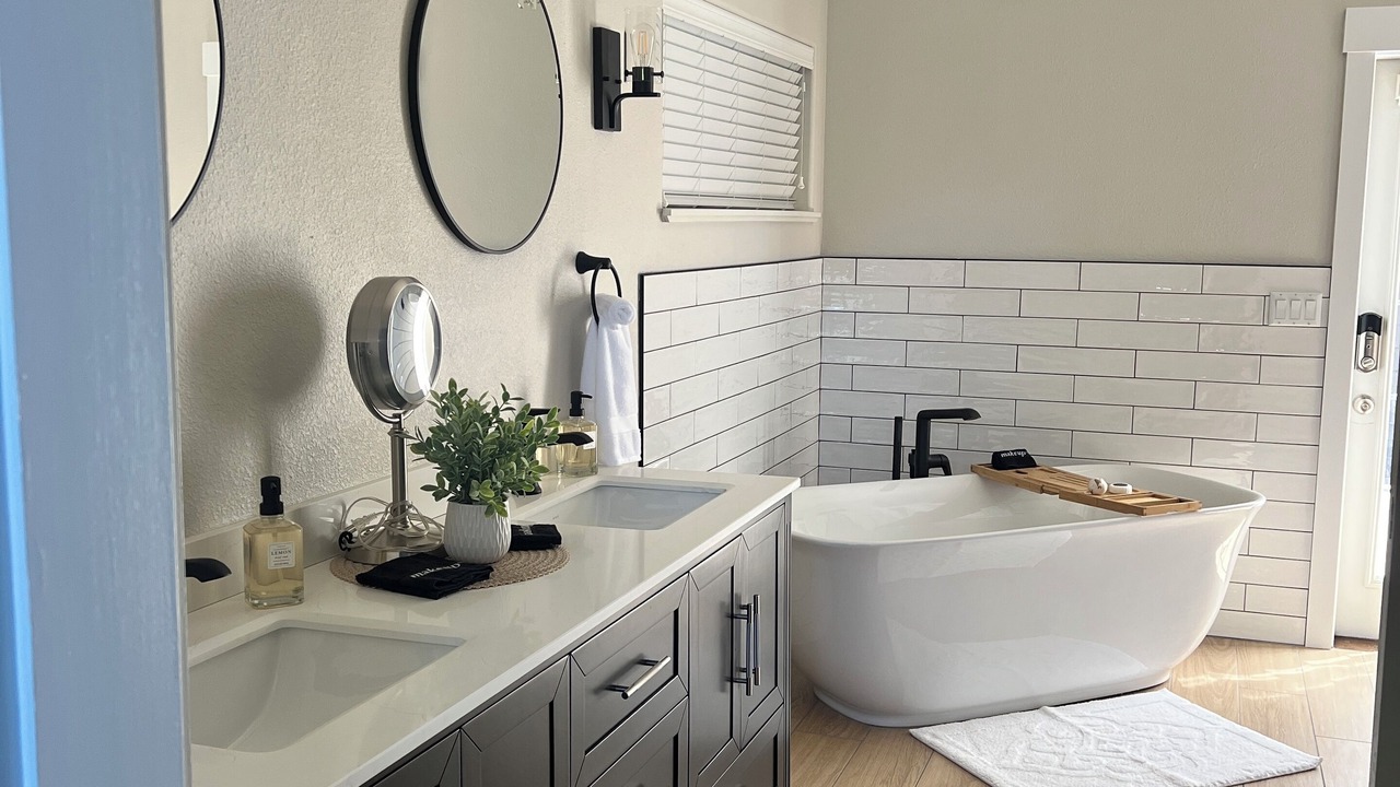 Photo of Bathroom in Ferndale
