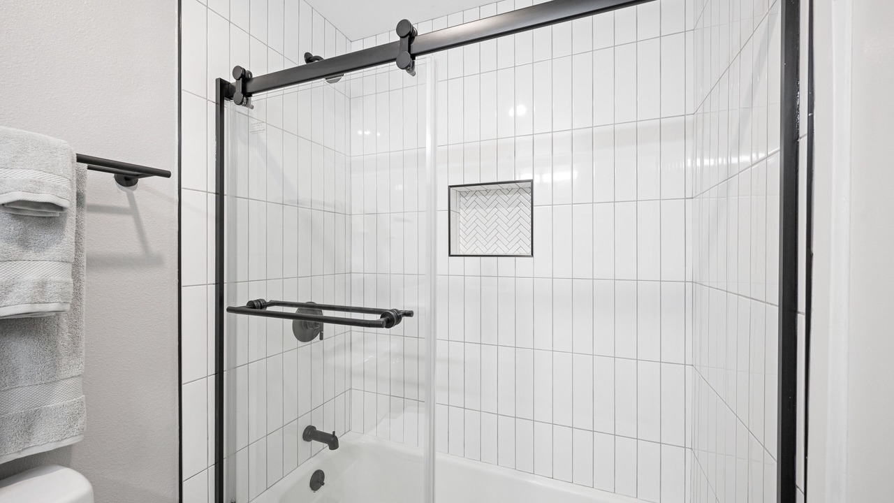 Photo of Bathroom in South Mission Beach