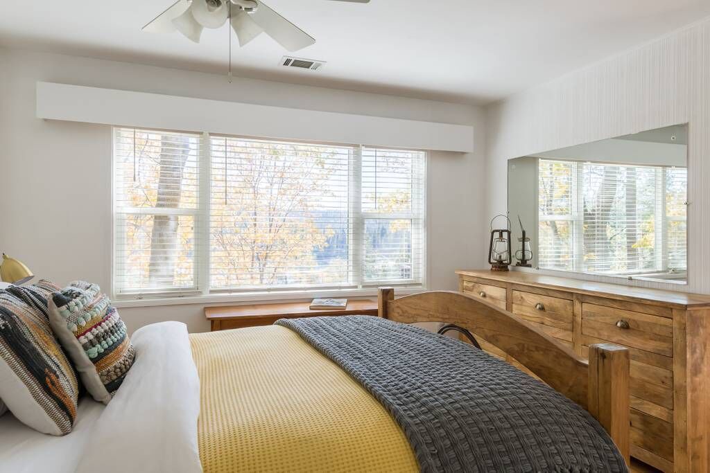 Photo of Outdoor in Lake Arrowhead