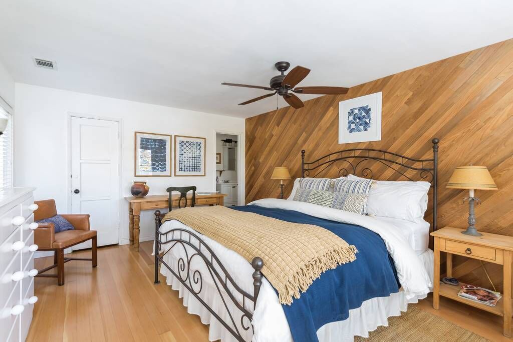 Photo of Bedroom in Lake Arrowhead