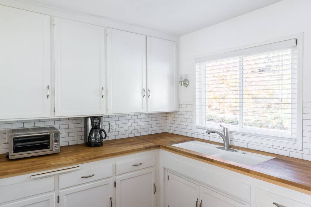 Photo of Kitchen in Lake Arrowhead