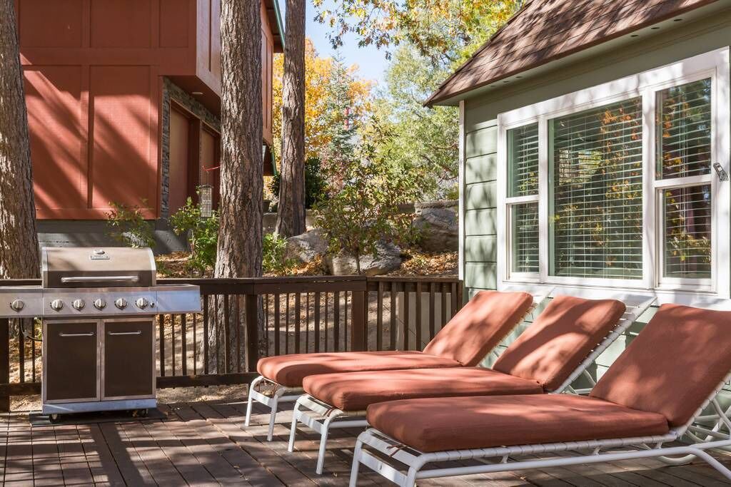 Photo of Patio Balcony in Lake Arrowhead