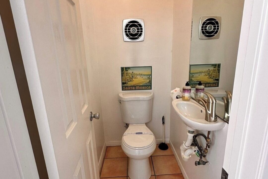 Photo of Bathroom in Playa Del Rey