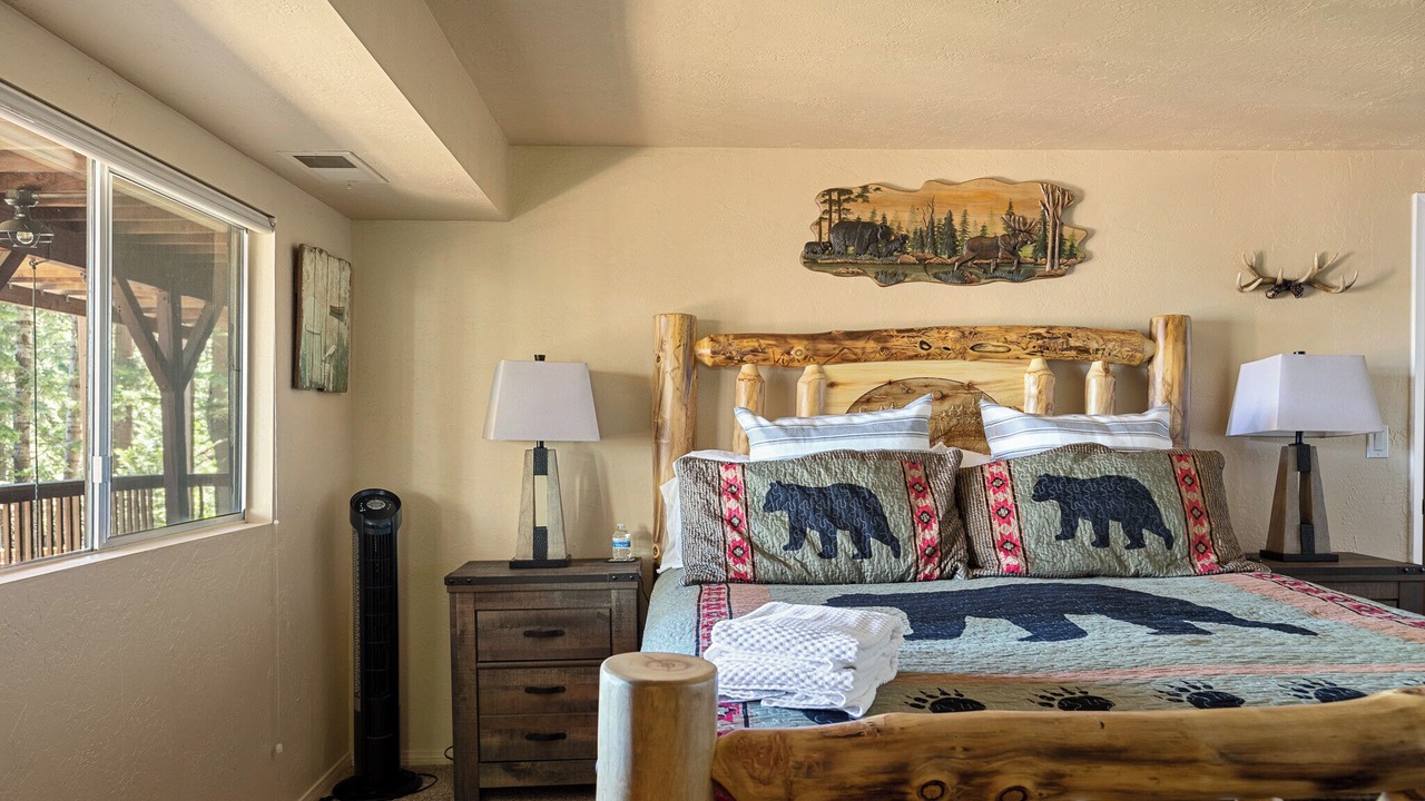 Photo of Bedroom in Arrowhead Villas