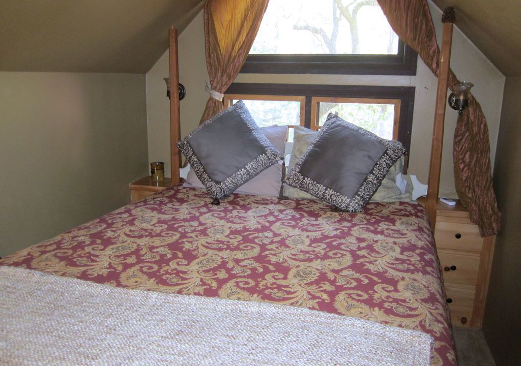Photo of Bedroom in Fern Valley