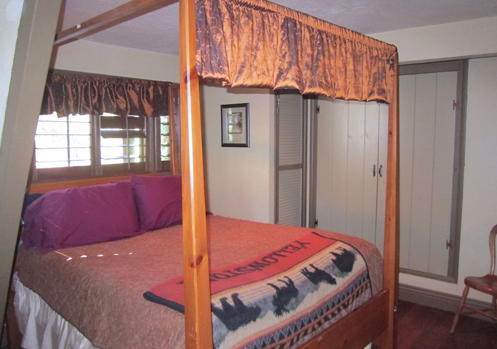 Photo of Bedroom in Fern Valley