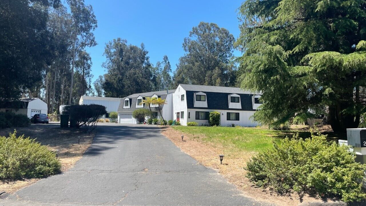 Photo of Outdoor in Callender