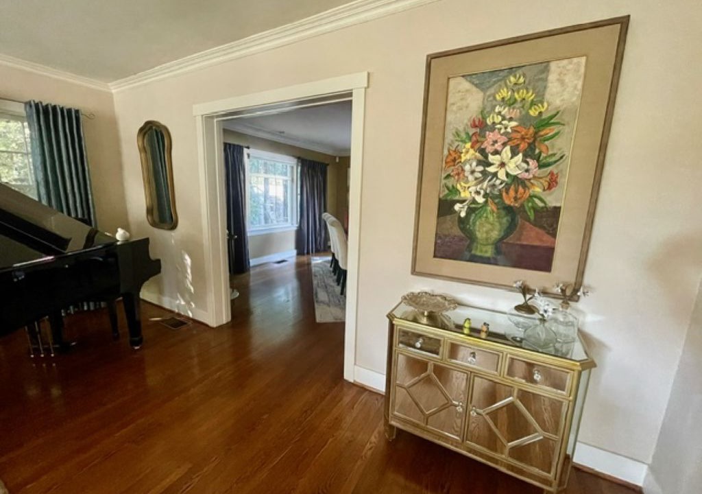 Photo of Bedroom in Pasadena
