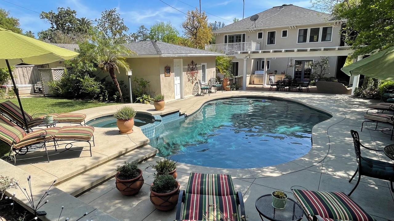 Photo of Livingroom in Pasadena