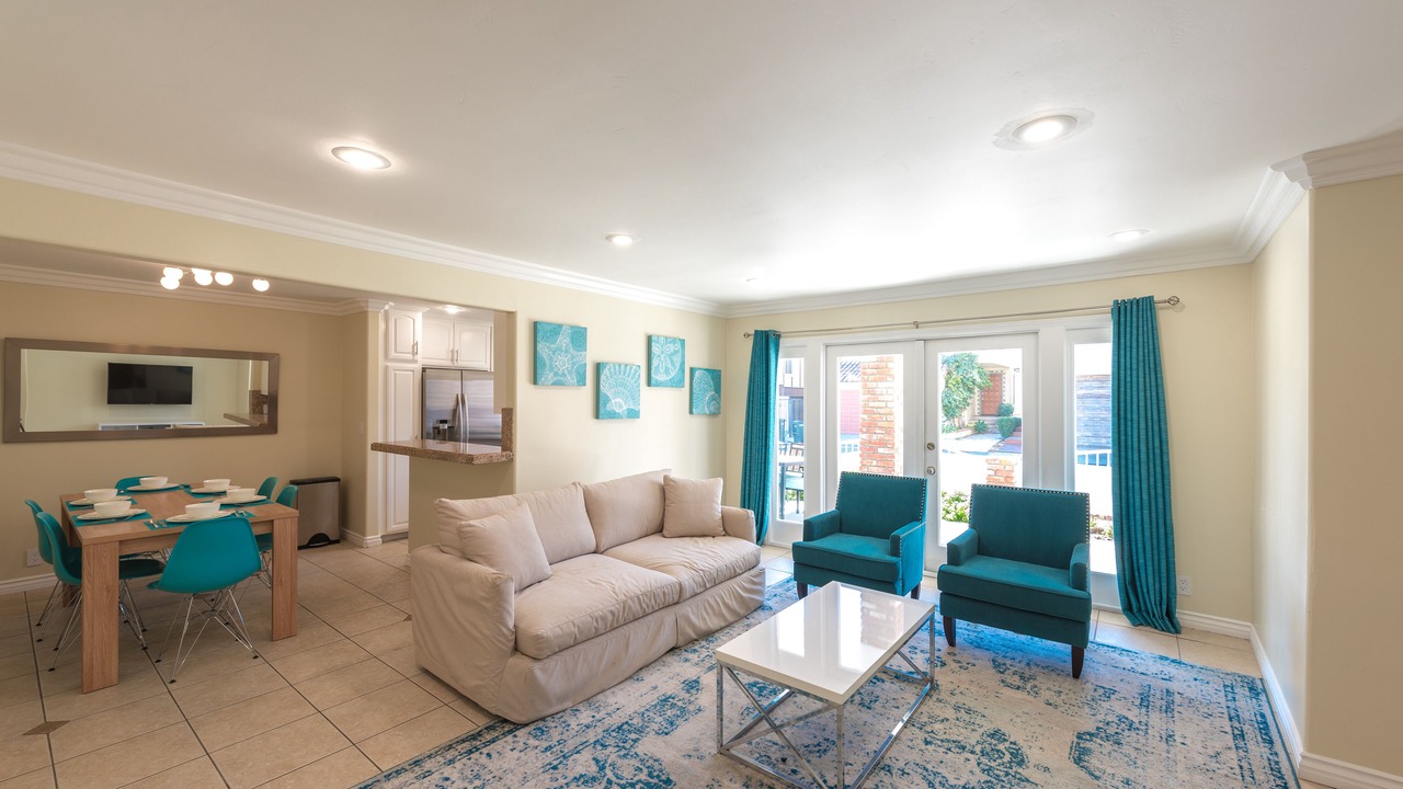 Photo of Livingroom in Santa Ana Heights