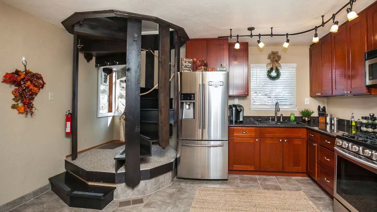 Photo of Kitchen in Mi-Wuk Village