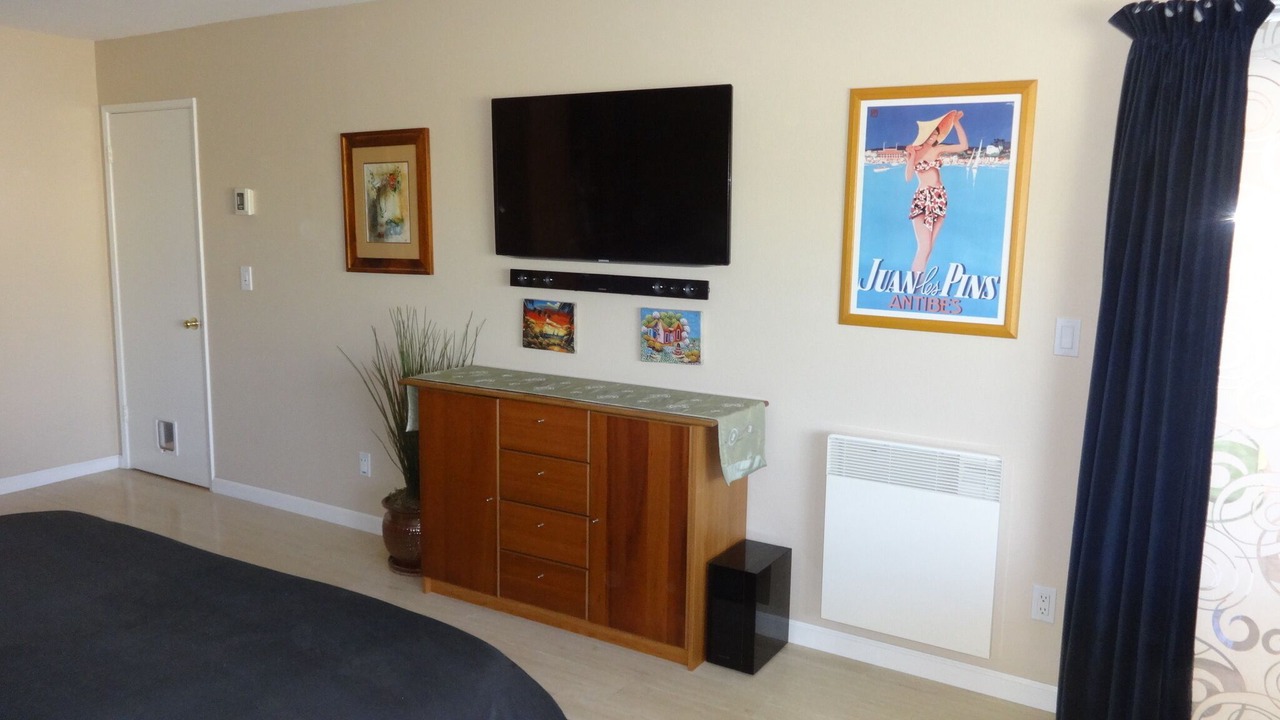 Photo of Bedroom in Solana Beach