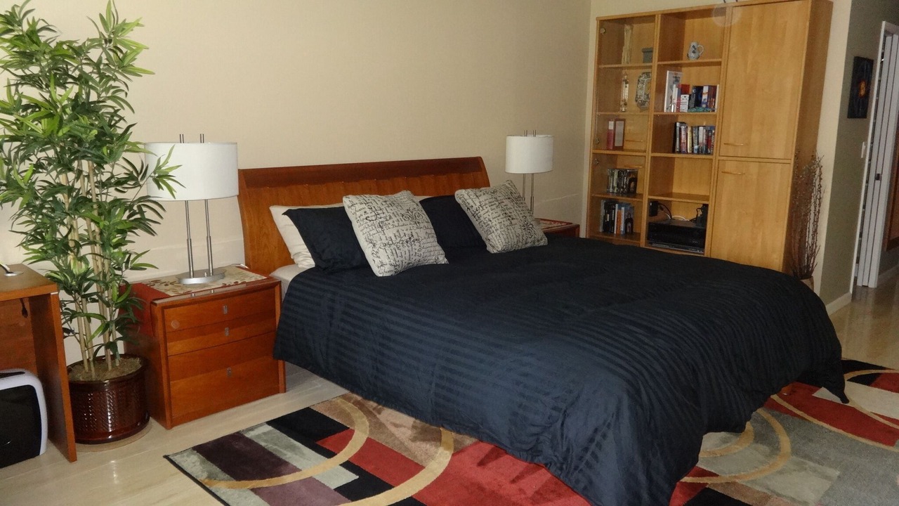 Photo of Bedroom in Solana Beach