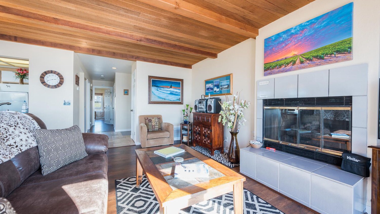 Photo of Bedroom in San Simeon