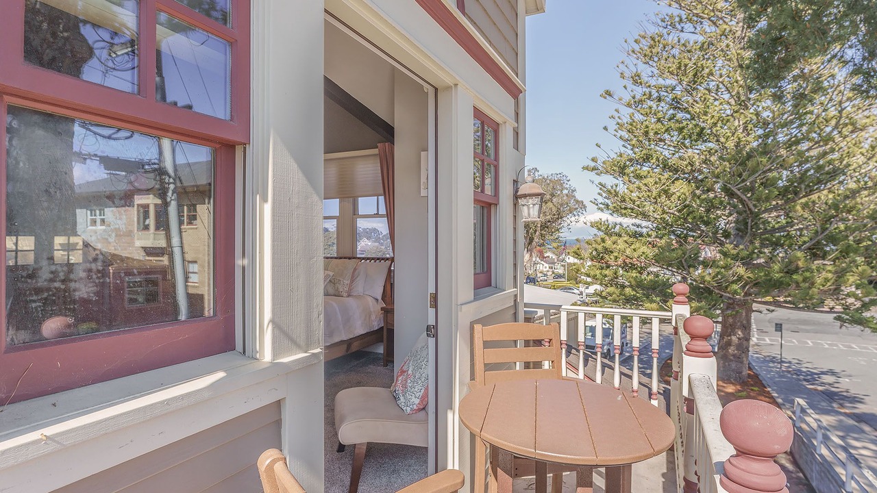 Photo of Patio Balcony in Pacific Grove