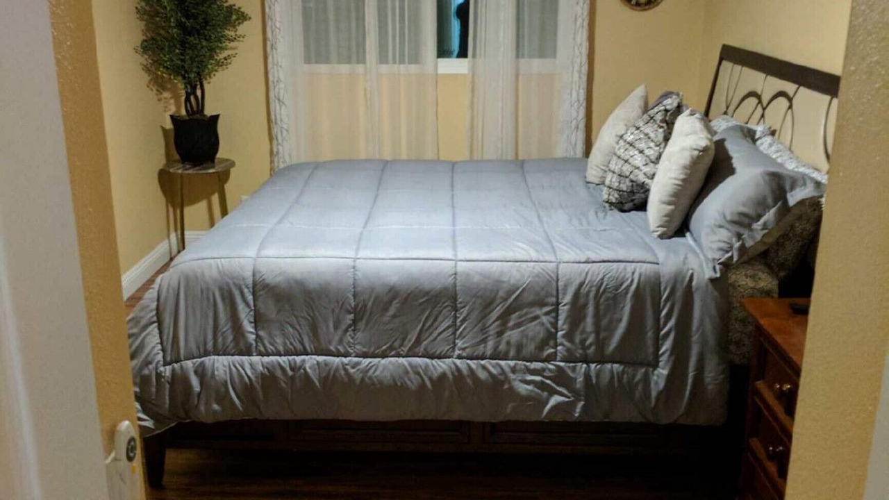 Photo of Bedroom in Downtown