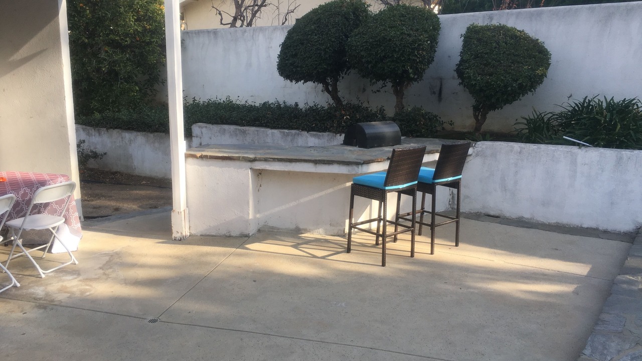 Photo of Outdoor in Woodland Hills