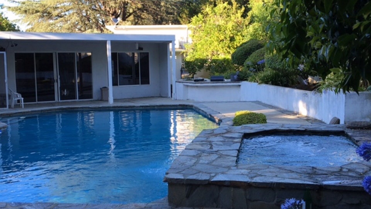 Photo of Outdoor in Woodland Hills