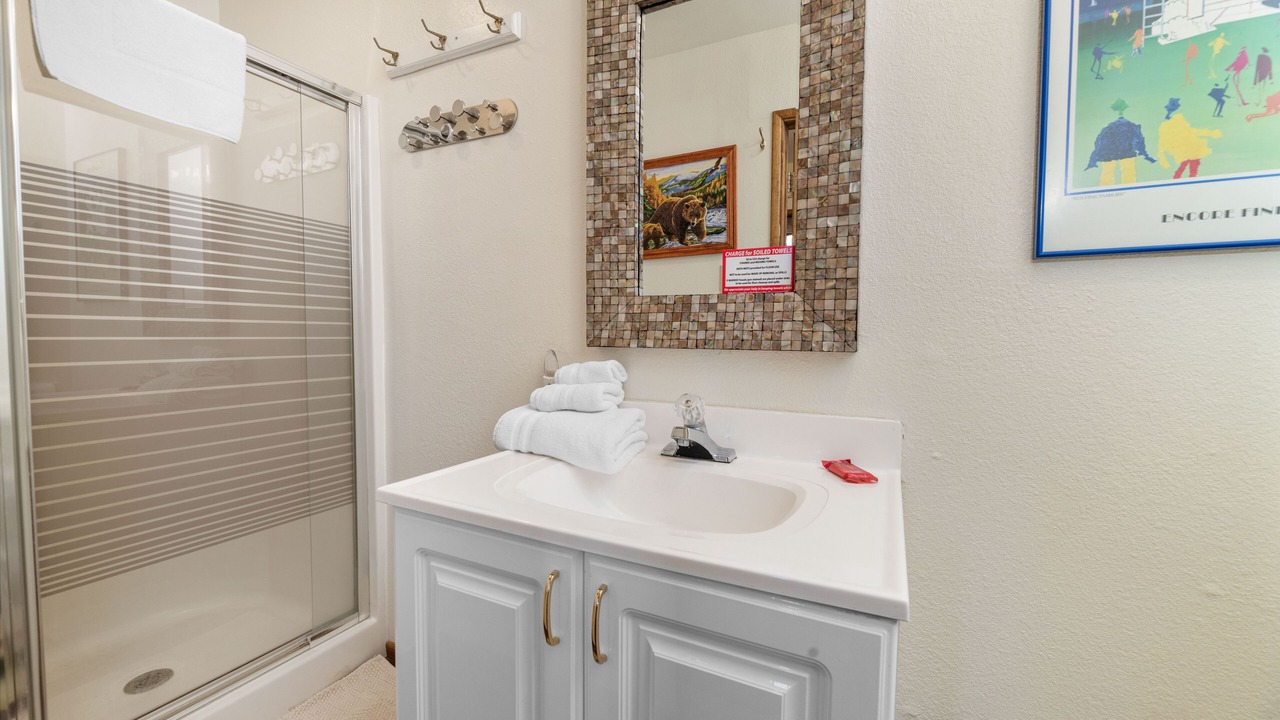 Photo of Bathroom in Fawnskin