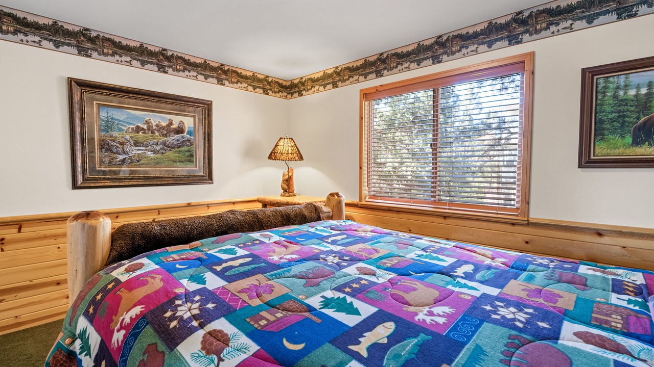 Photo of Bedroom in Upper Moonridge