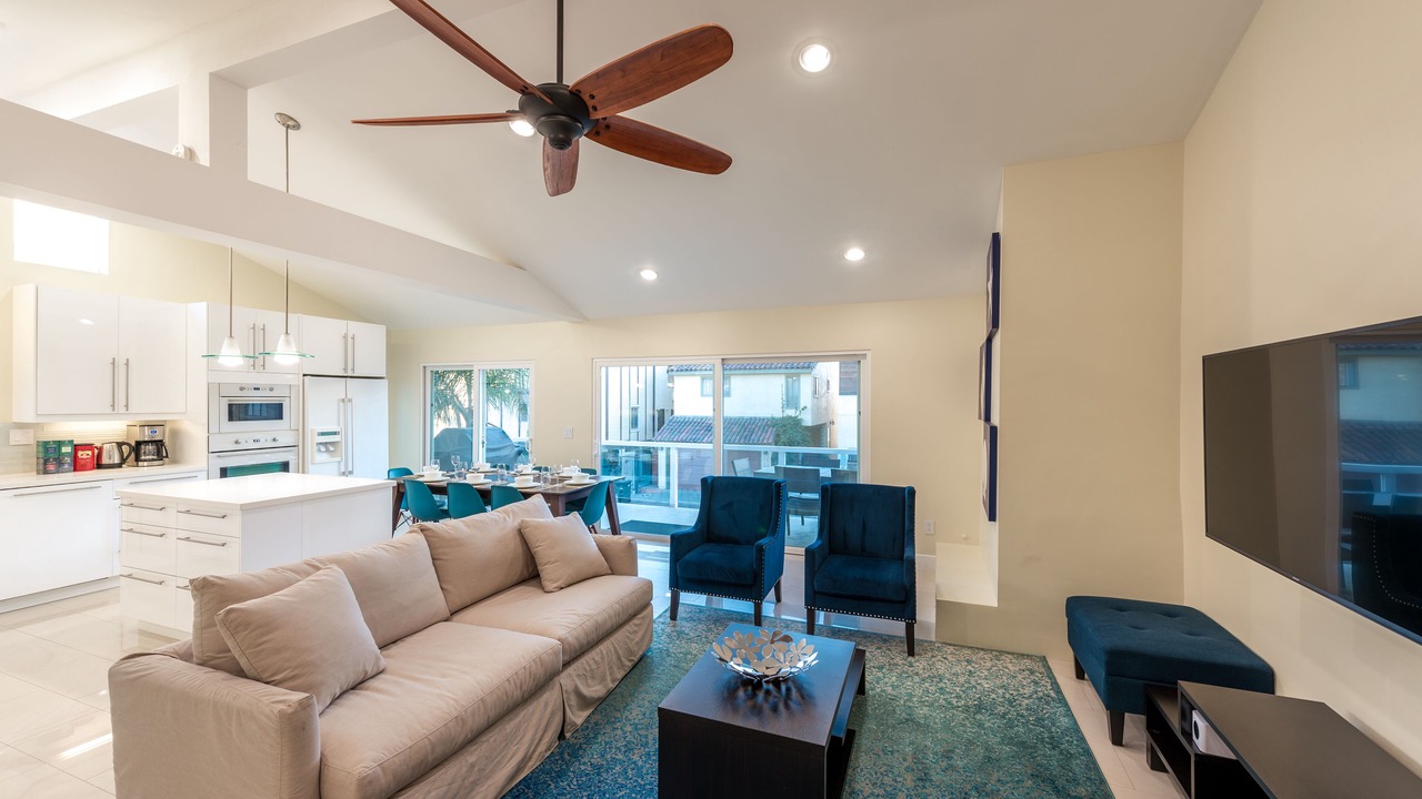 Photo of Livingroom in Santa Ana Heights
